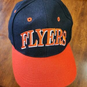 Vintage Philadelphia Flyers Hat Men 7 3/8 Script Logo Wool Fitted Hockey NHL 90s
